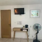 Le Beausejour 3* قرقشونه