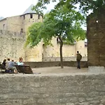 Le Beausejour 3* قرقشونه