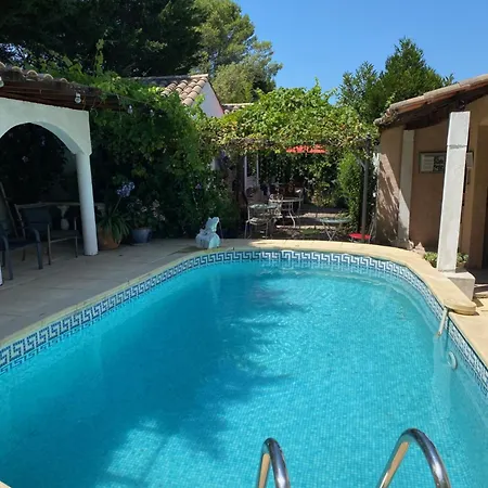 Le Beausejour B&B 3*