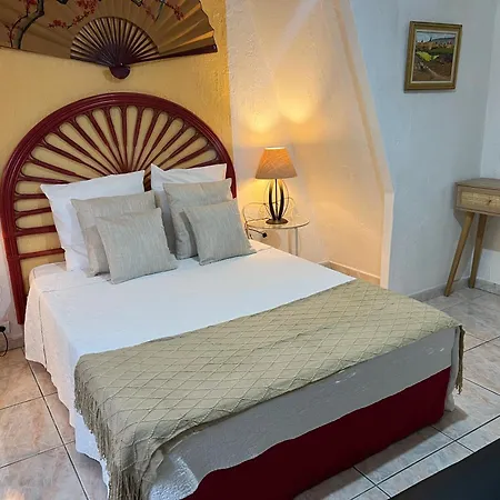 Le Beausejour B&B 카르카손