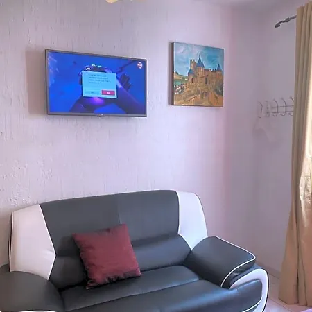 فندق مبيت وإفطار Le Beausejour قرقشونه