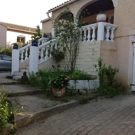 فندق مبيت وإفطار Le Beausejour قرقشونه