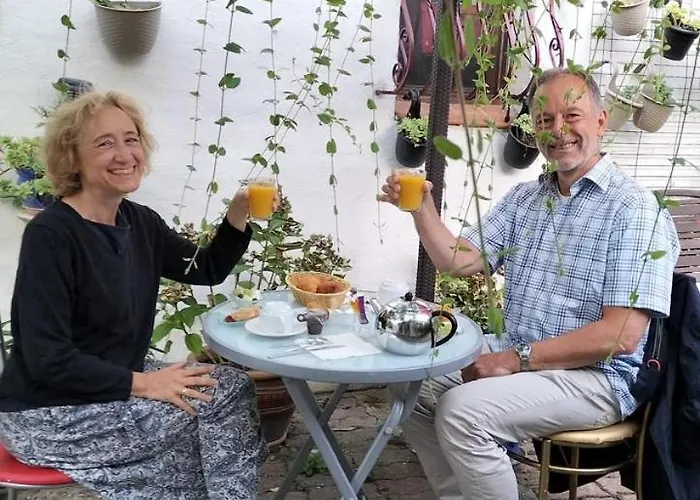 Le Beausejour Bed & Breakfast 3*