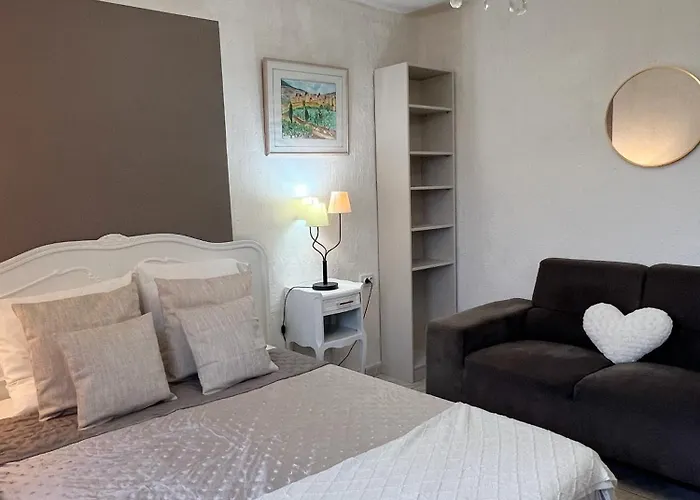 Le Beausejour 3* Carcassonne